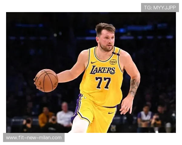 东契奇创历史纪录，独行侠轻取公牛，东部前八在望