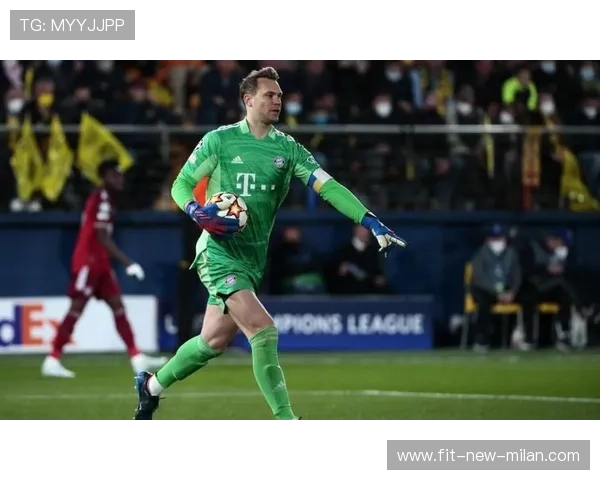 拜仁诺伊尔开荒手抛助攻前锋得分创造奇观